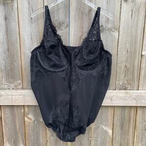 Torrid Lingerie Mesh Lace Underwire V-Neck Thong Bodysuit Black Plus Size 4X NWT